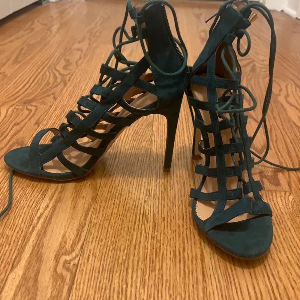 Charolette Russe Emerald Heel